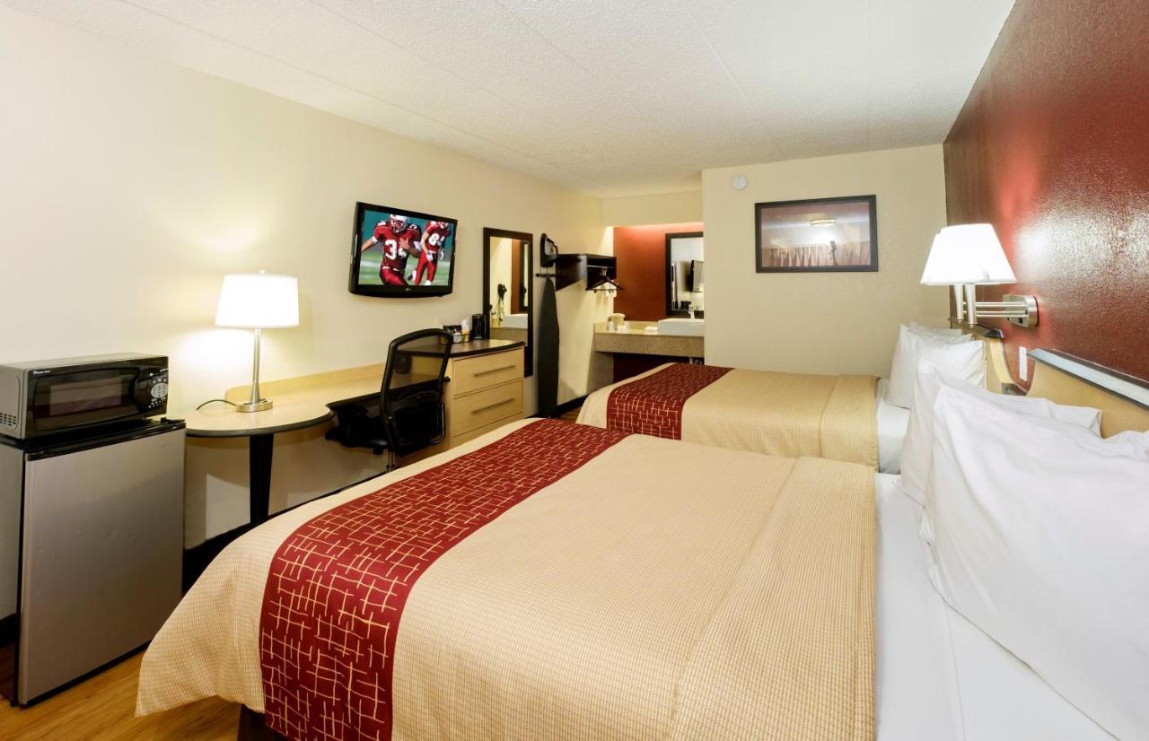 Red Roof Inn Columbus West - Hilliard New Rome Eksteriør billede