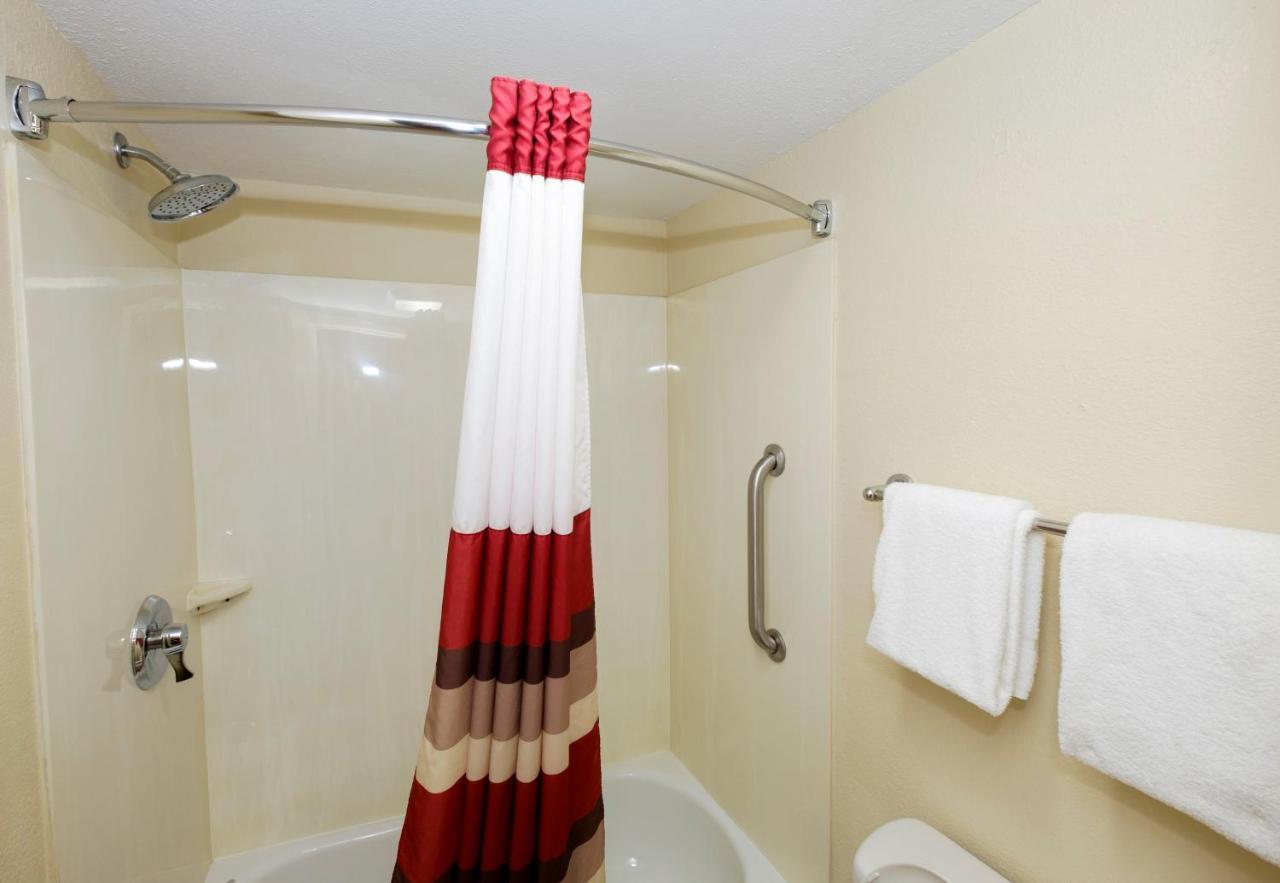 Red Roof Inn Columbus West - Hilliard New Rome Eksteriør billede