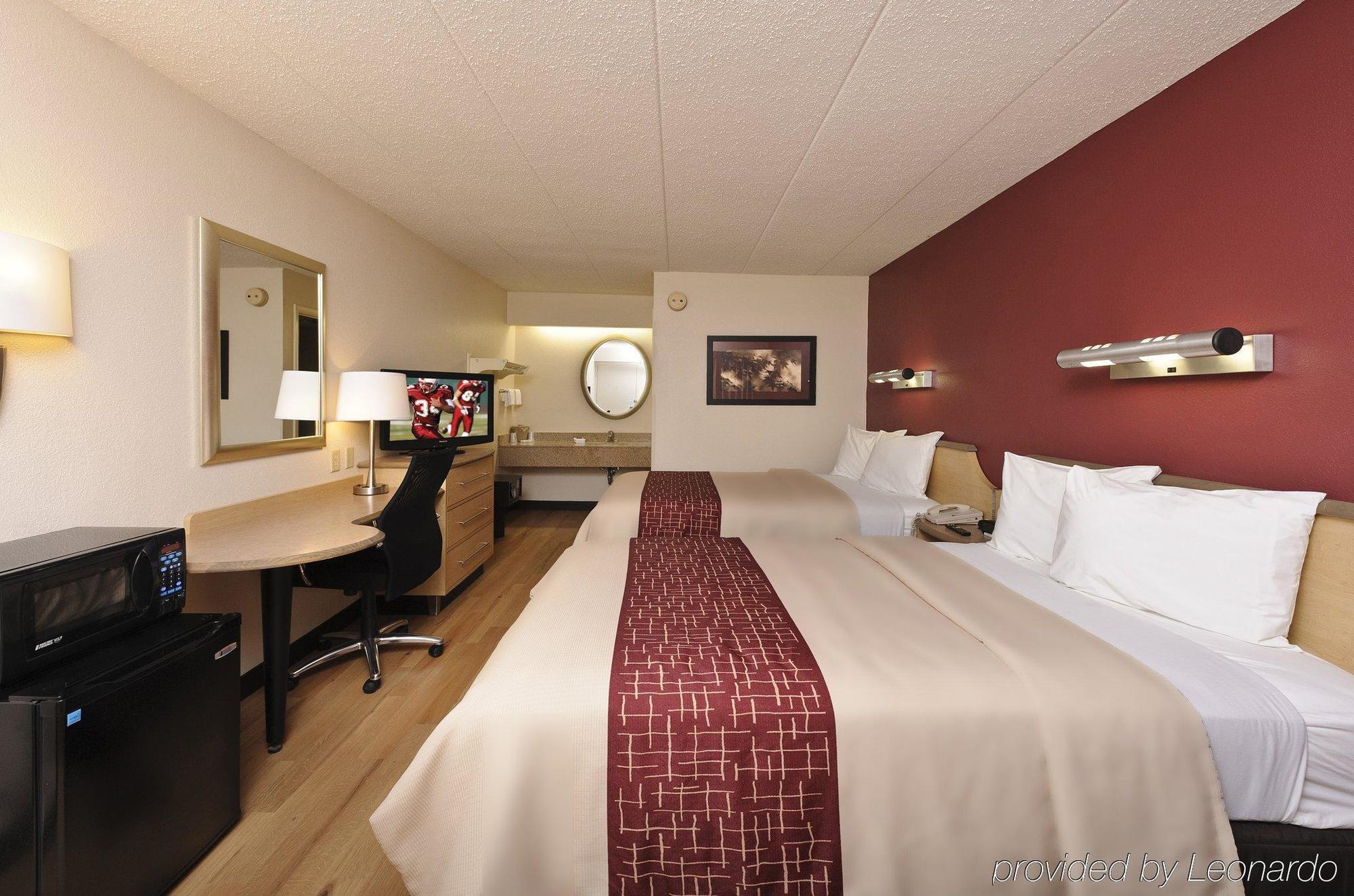Red Roof Inn Columbus West - Hilliard New Rome Eksteriør billede