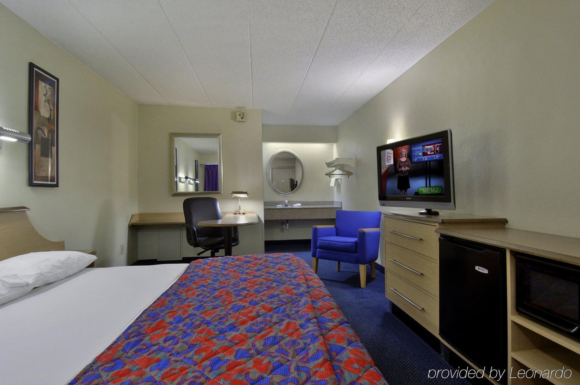 Red Roof Inn Columbus West - Hilliard New Rome Eksteriør billede